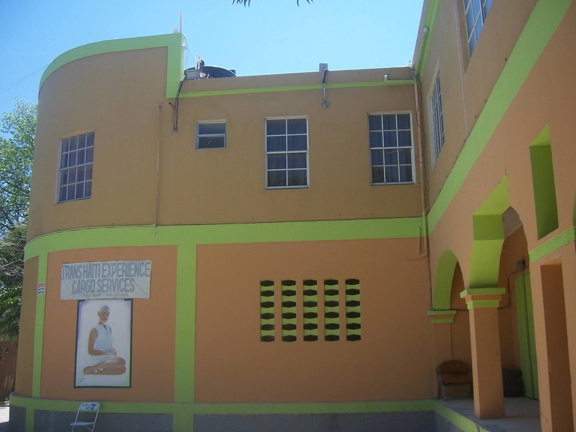 La Cayenna Hotel Et Restaurant Port-au-Prince Dış mekan fotoğraf
